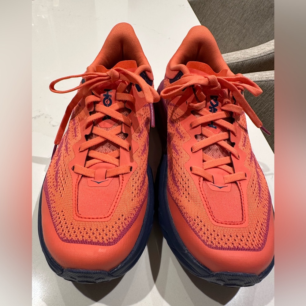 Hoka Speedgoat 3